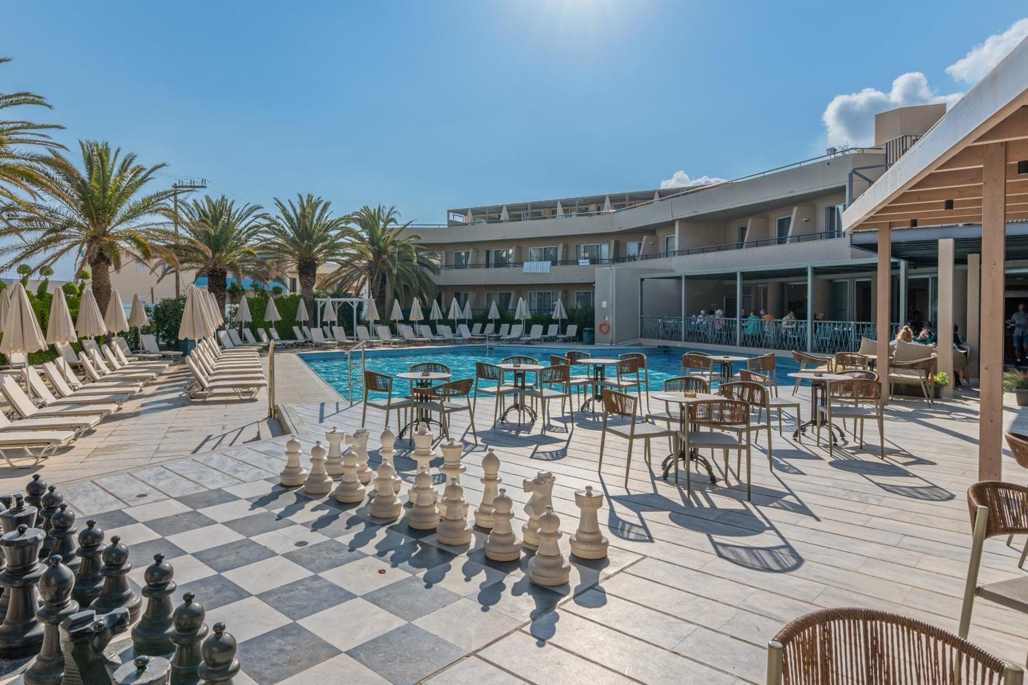 Minos Hotel Rethymno  ภายนอก รูปภาพ