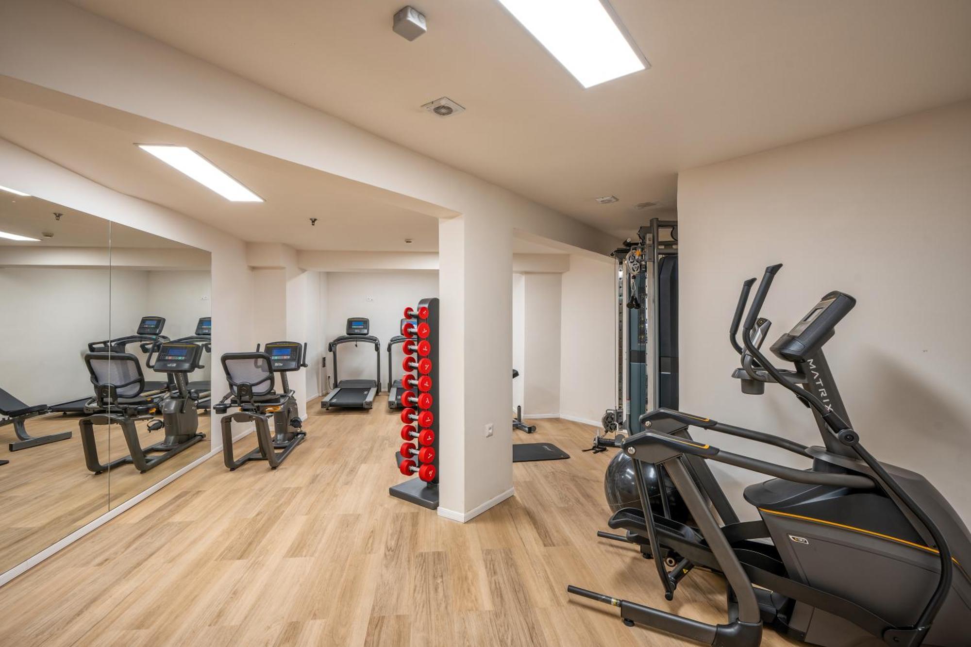 Minos Hotel Rethymno  ภายนอก รูปภาพ