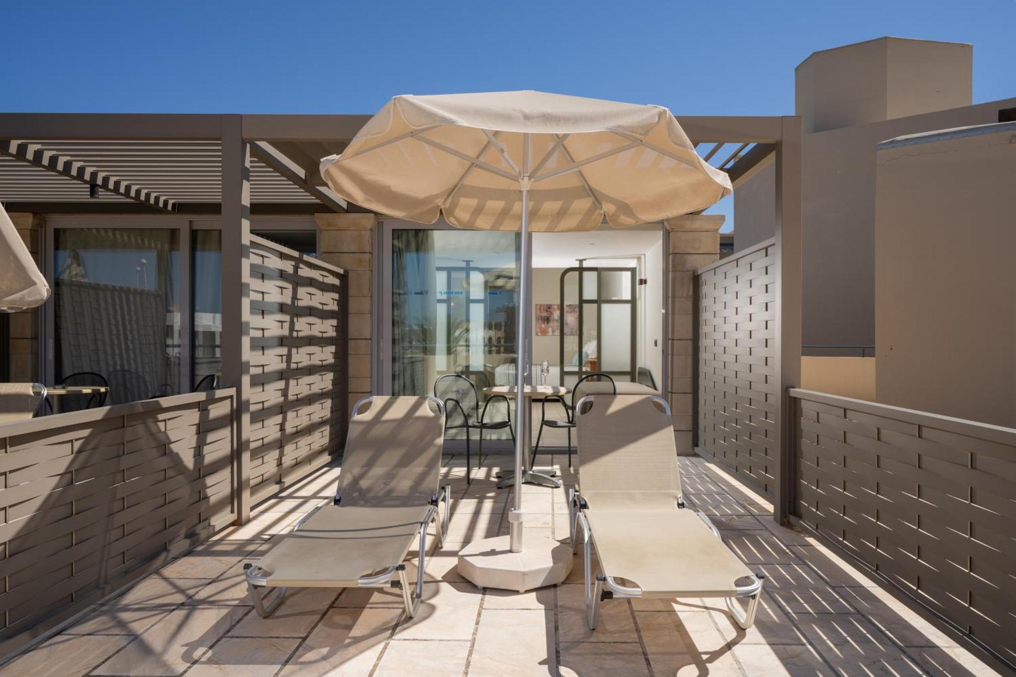 Minos Hotel Rethymno  ภายนอก รูปภาพ