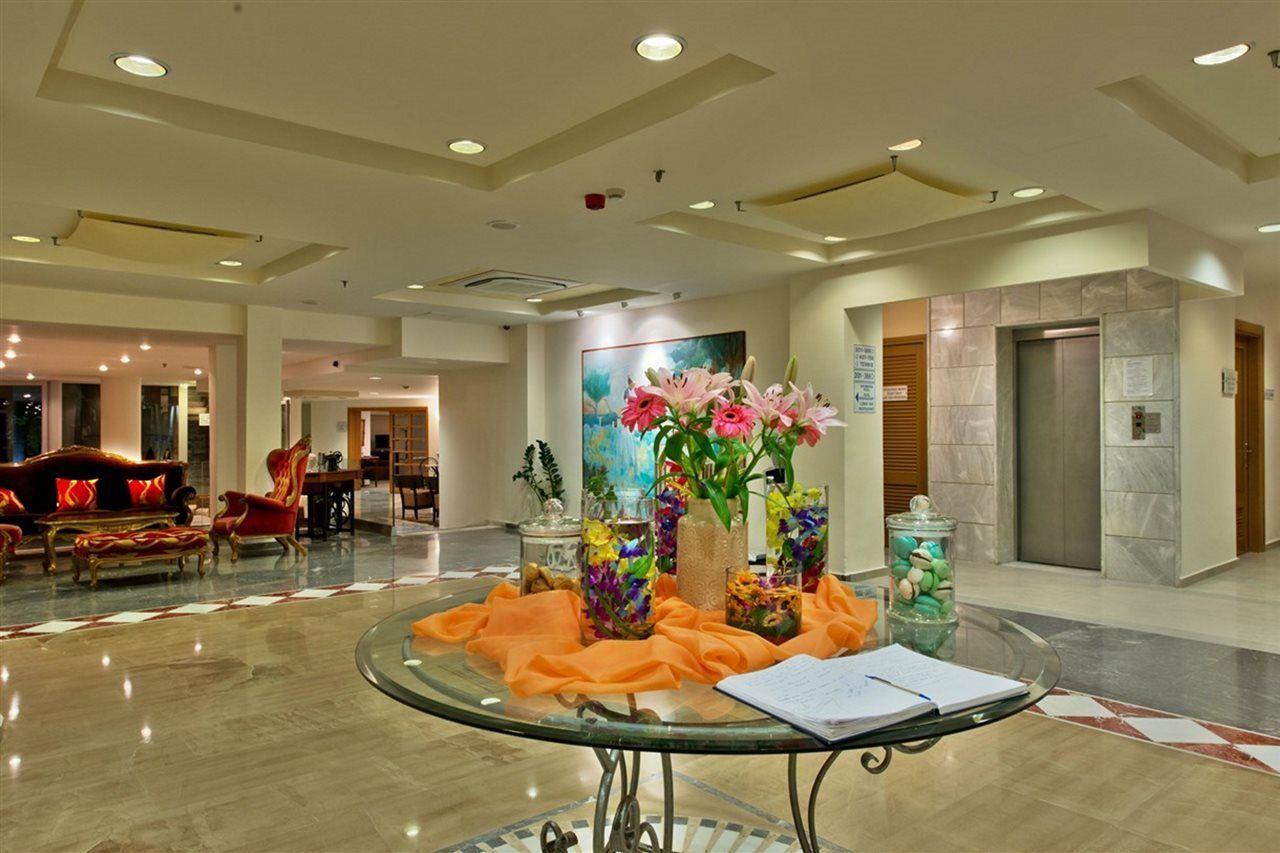 Minos Hotel Rethymno  ภายนอก รูปภาพ