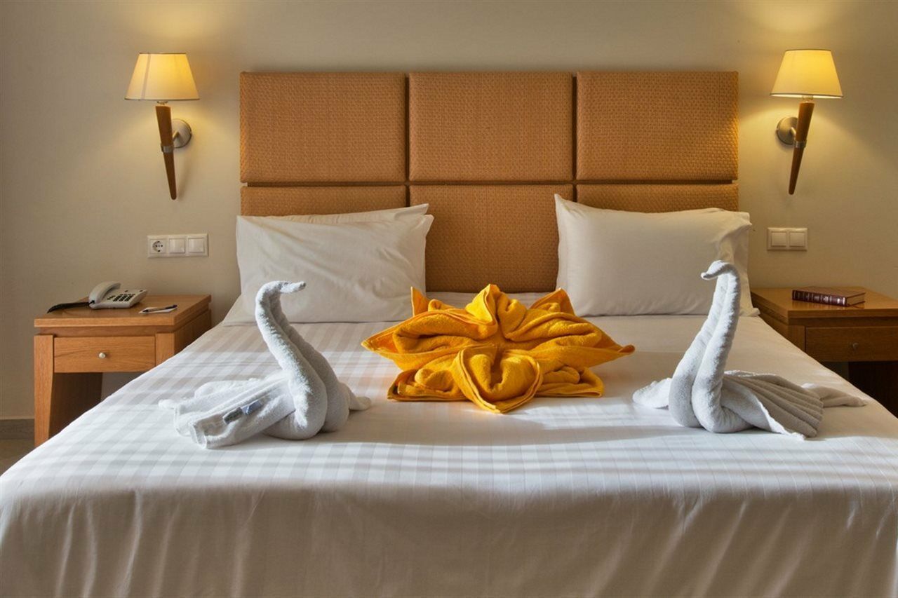 Minos Hotel Rethymno  ภายนอก รูปภาพ